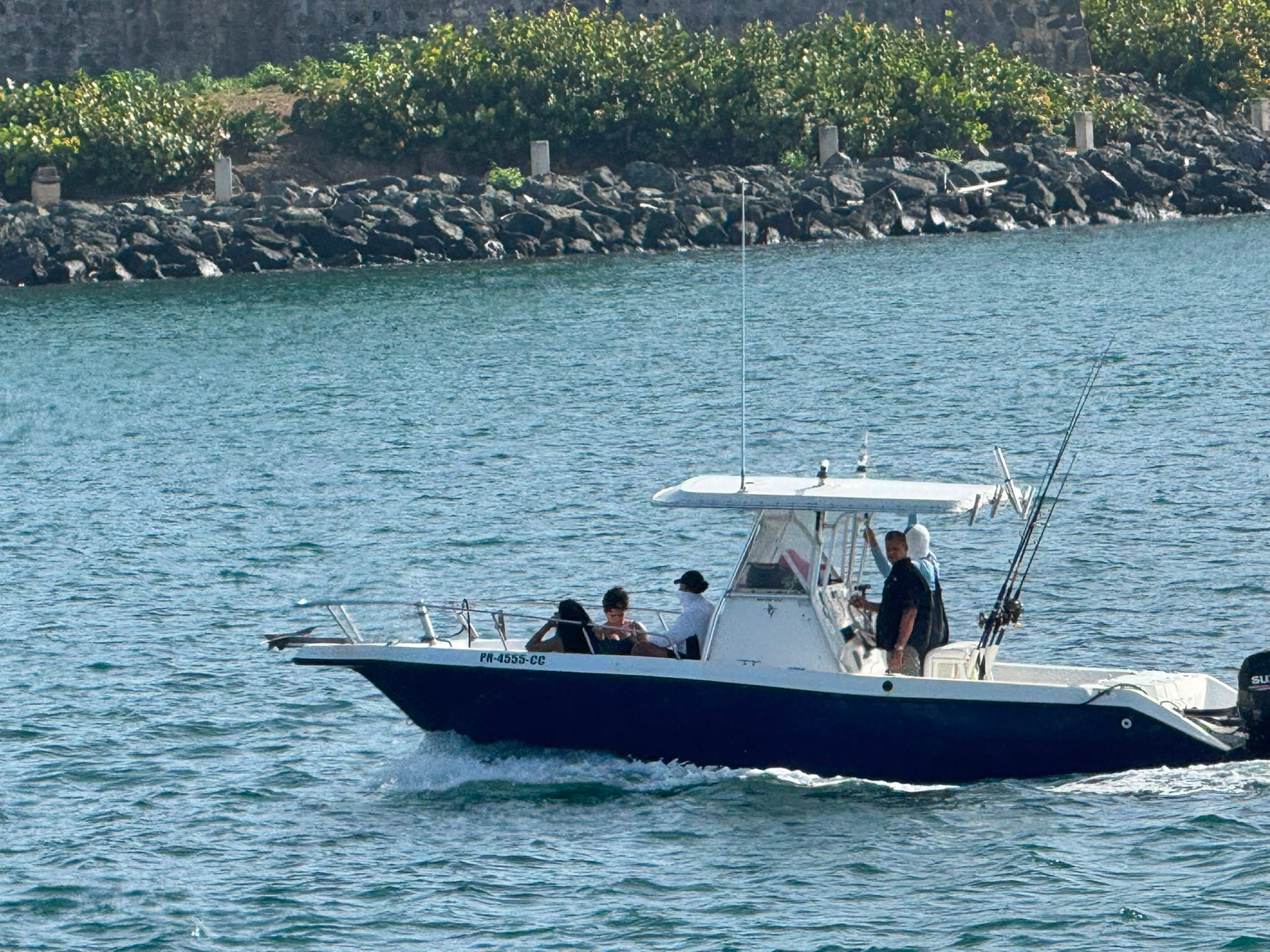 Zejek Sportfishing boat underway